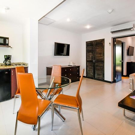 Talk Of The Town Beach Hotel & Beach Club By Gh Hoteles Oranjestad Dış mekan fotoğraf