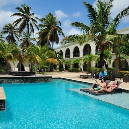 Talk Of The Town Beach Hotel & Beach Club By Gh Hoteles Oranjestad Dış mekan fotoğraf