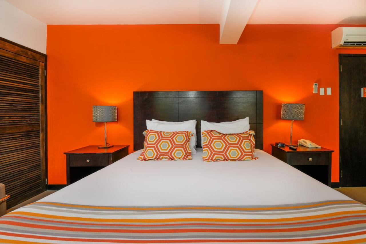 Talk Of The Town Beach Hotel & Beach Club By Gh Hoteles Oranjestad Dış mekan fotoğraf