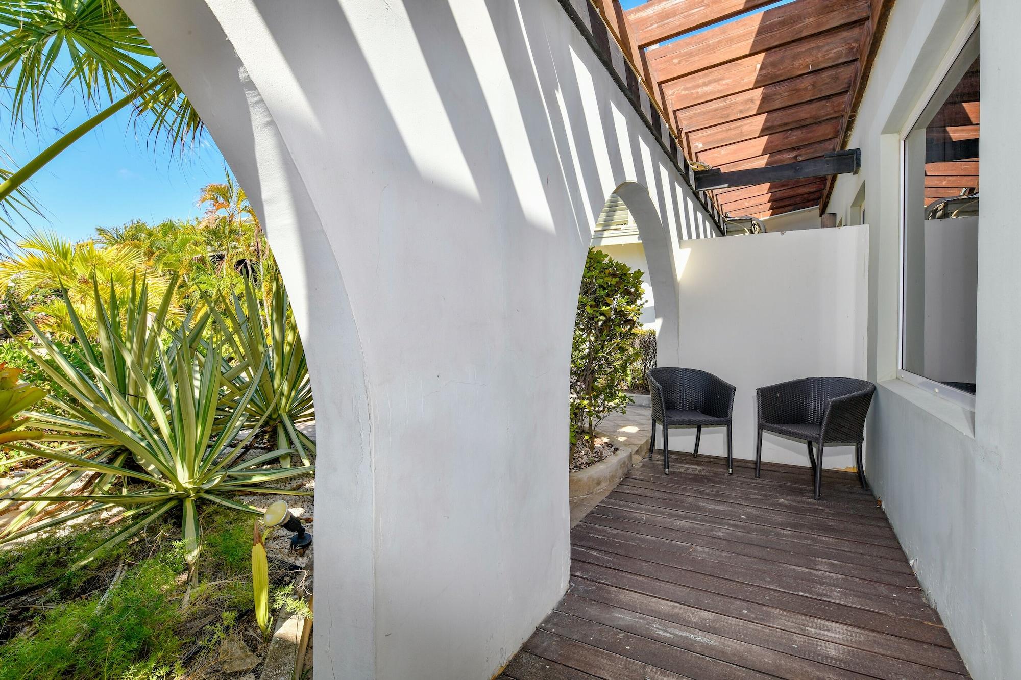 Talk Of The Town Beach Hotel & Beach Club By Gh Hoteles Oranjestad Dış mekan fotoğraf