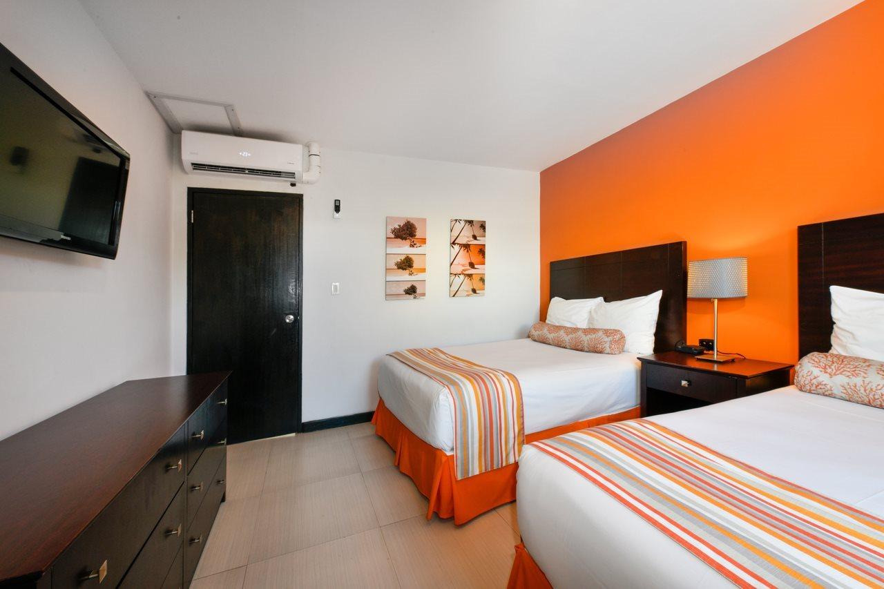 Talk Of The Town Beach Hotel & Beach Club By Gh Hoteles Oranjestad Dış mekan fotoğraf