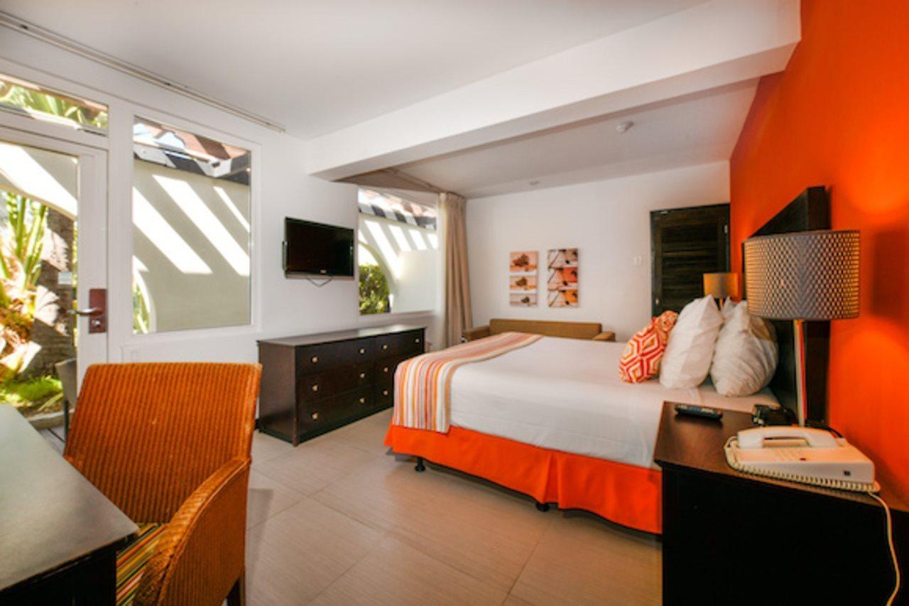 Talk Of The Town Beach Hotel & Beach Club By Gh Hoteles Oranjestad Dış mekan fotoğraf