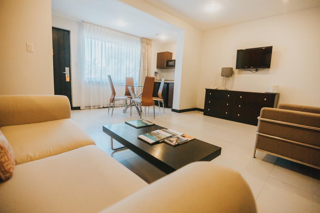 Talk Of The Town Beach Hotel & Beach Club By Gh Hoteles Oranjestad Dış mekan fotoğraf